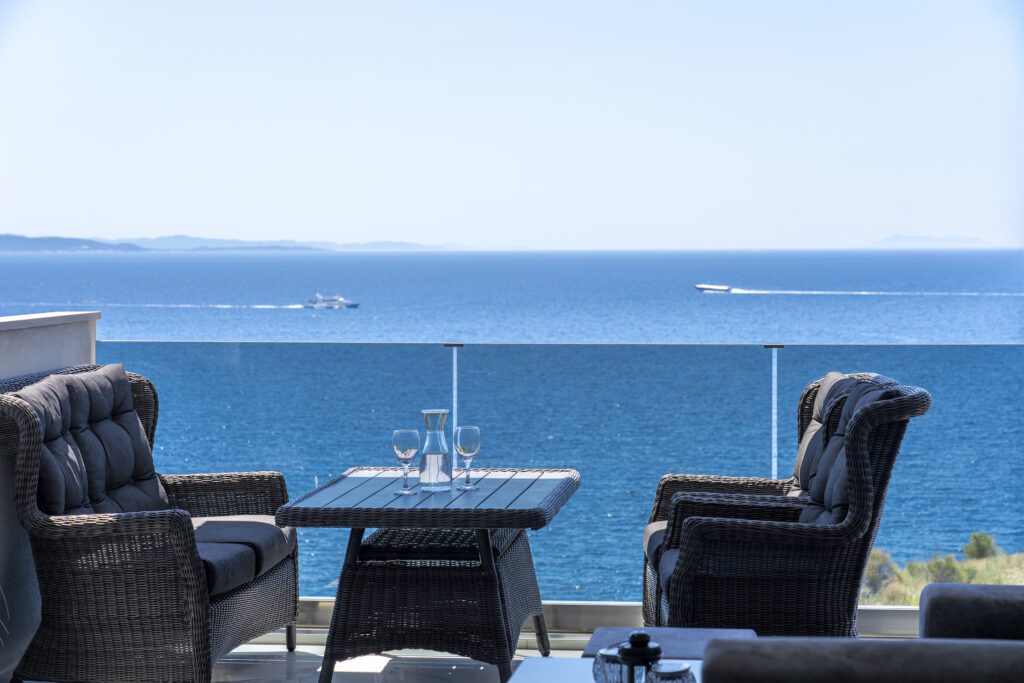 Apartamento frente al mar mediterráneo en alquiler en Saranda, albania