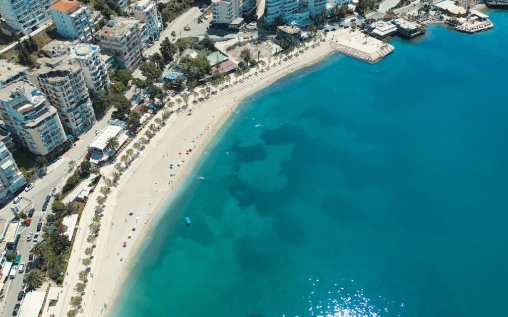 saranda albania promenade