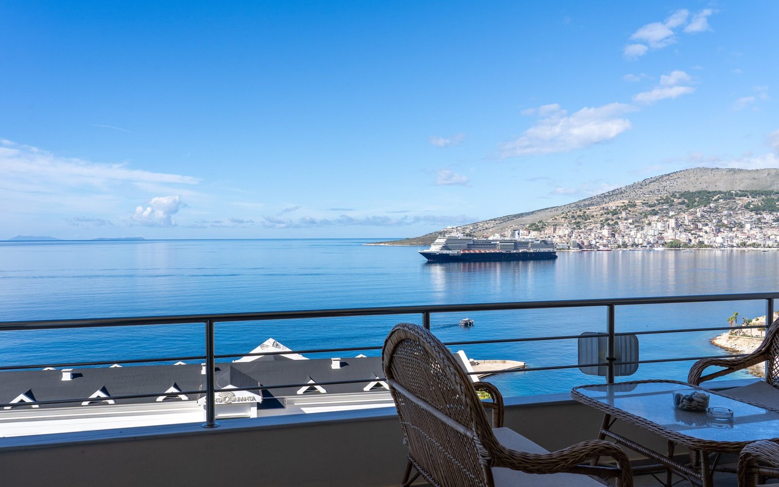 beachfront property in Saranda located in street butrinti